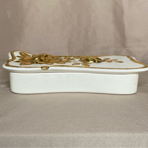 Vintage Jamar Mallory Ceramic Trinket Jewelry Box Gold Trim Roses - Picture 2 of 15